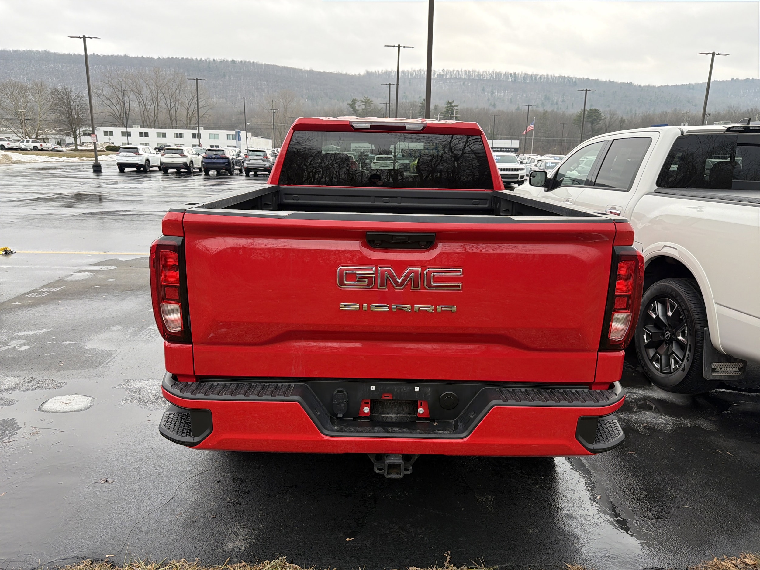 2024 GMC Sierra 1500 Pro's photo