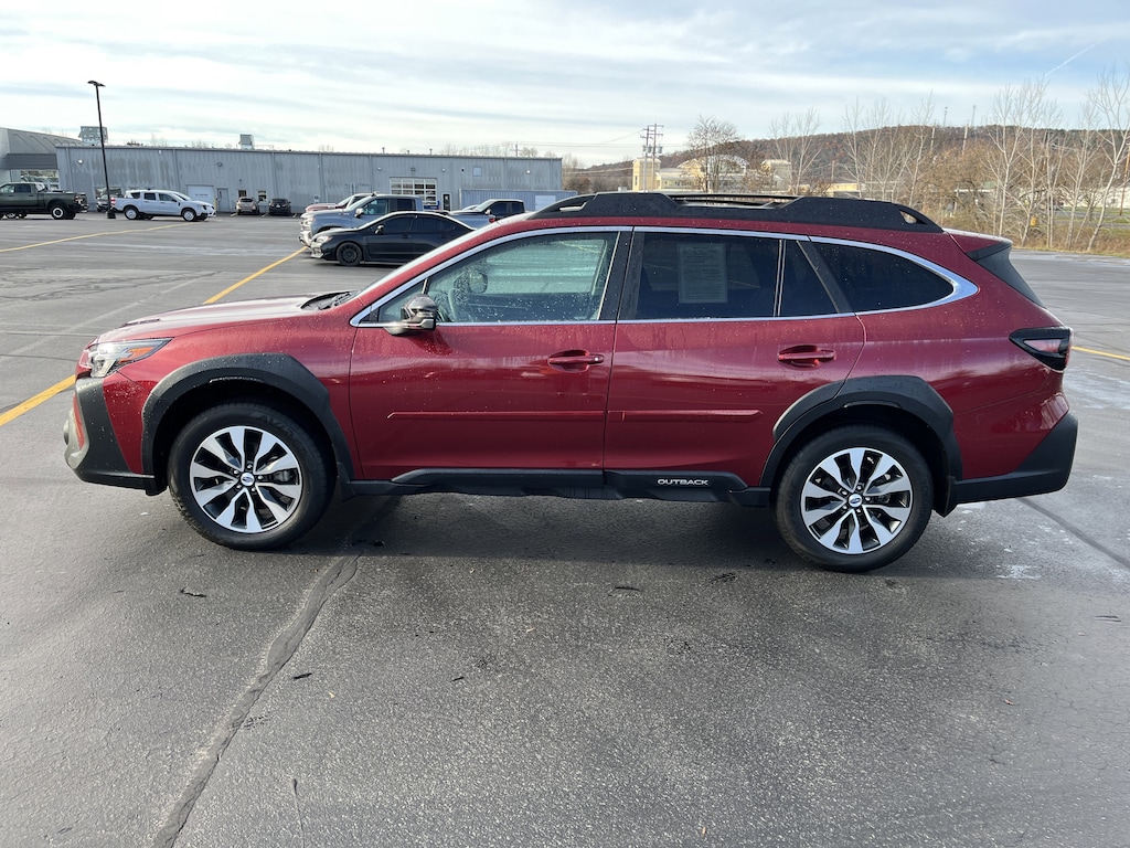 Used 2024 Subaru Outback Limited SUV
