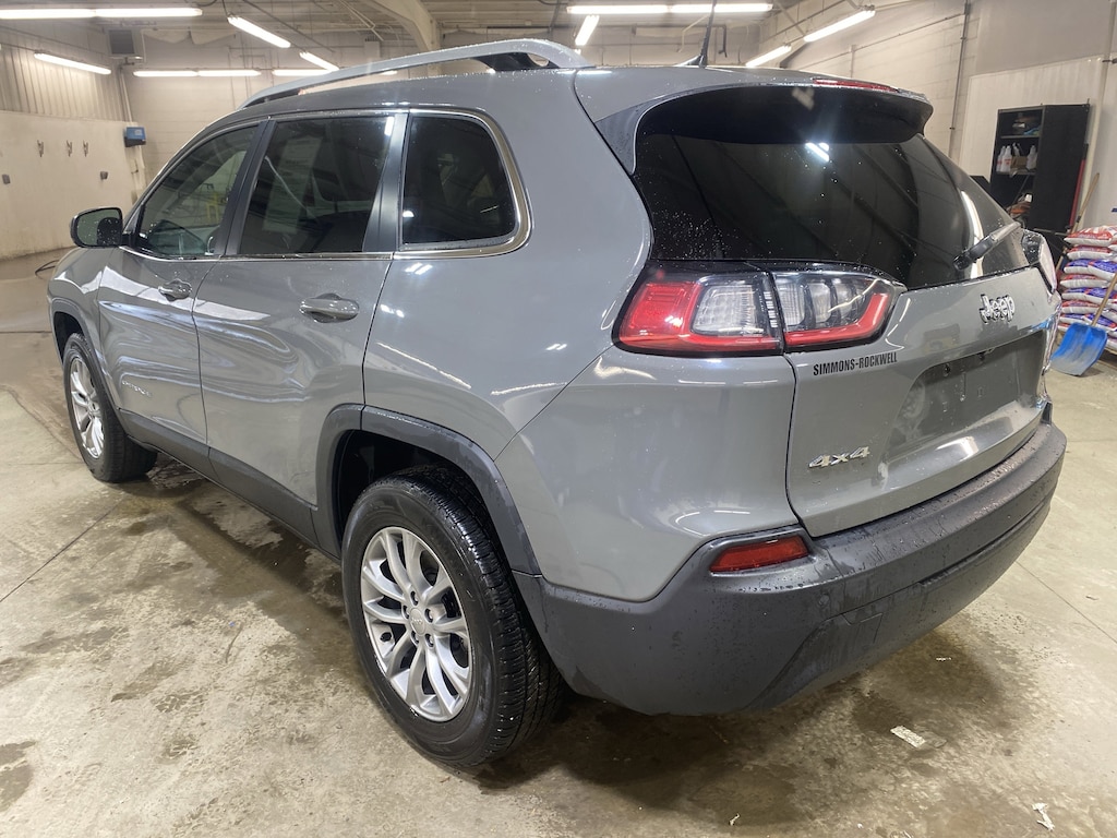 Used 2021 Jeep Cherokee Latitude Plus SUV