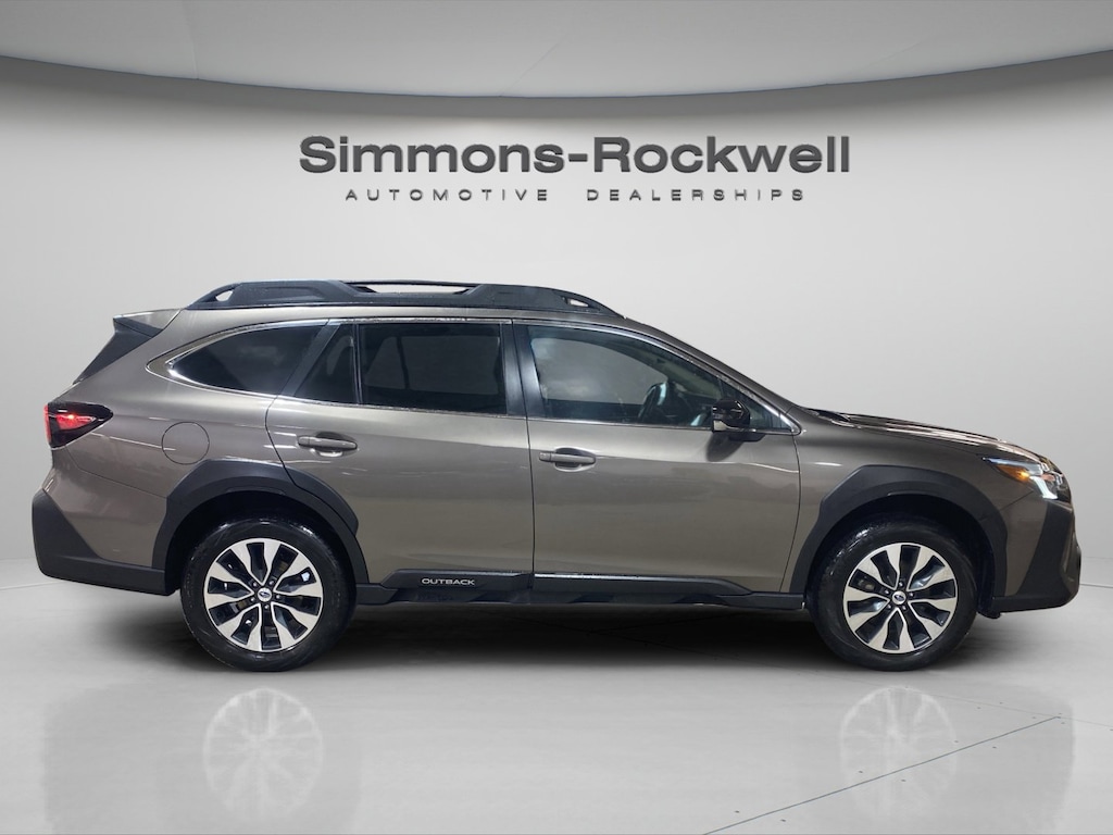 Used 2023 Subaru Outback Limited SUV