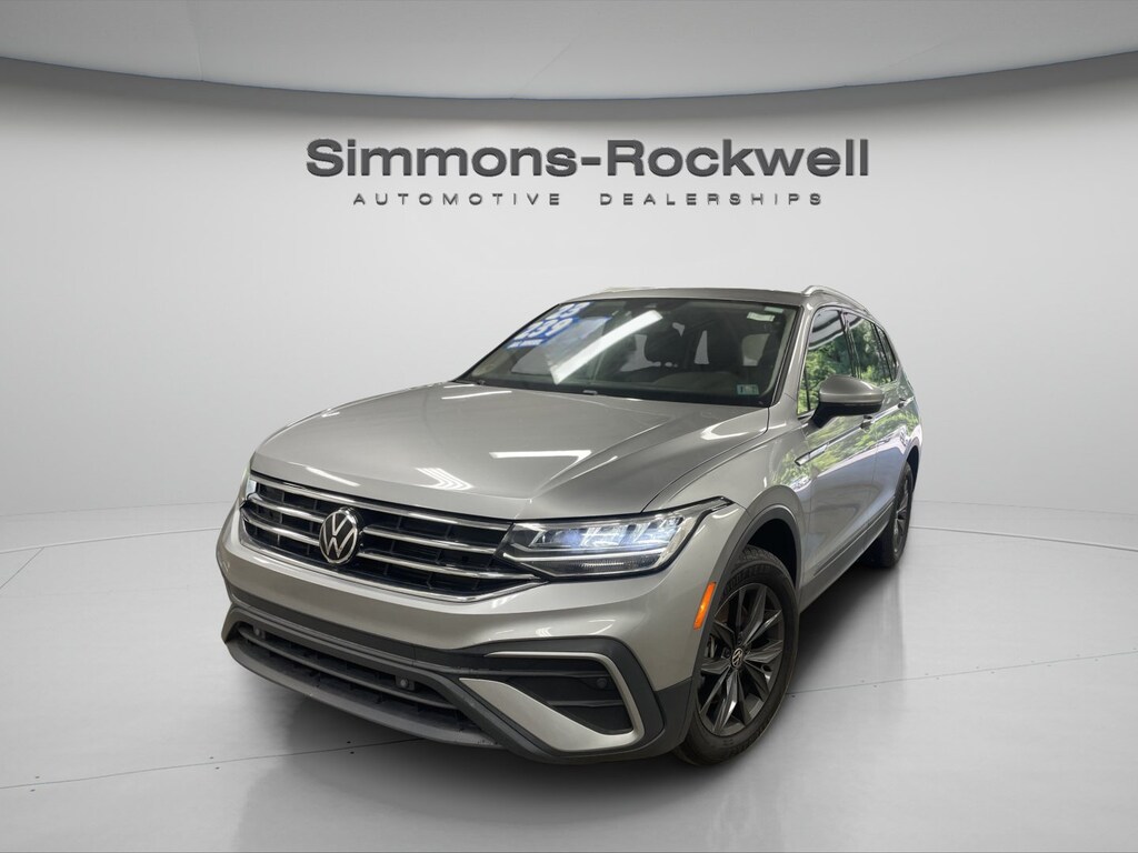 Used 2023 Volkswagen Tiguan SE SUV