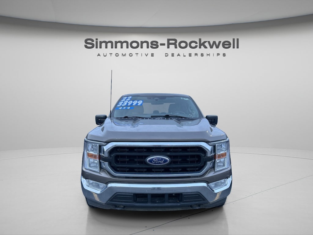 Used 2022 Ford F-150 XLT Truck SuperCrew Cab