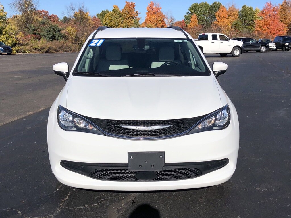 Used 2021 Chrysler Voyager For Sale at SimmonsRockwell VIN