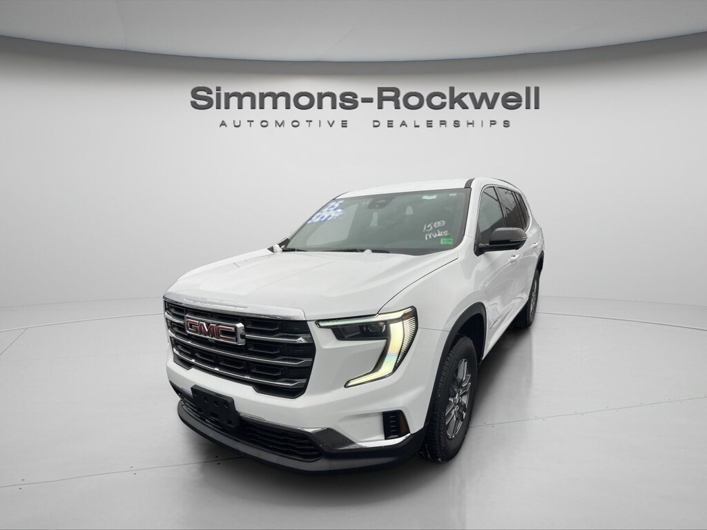 Used 2025 GMC Acadia AWD Elevation SUV