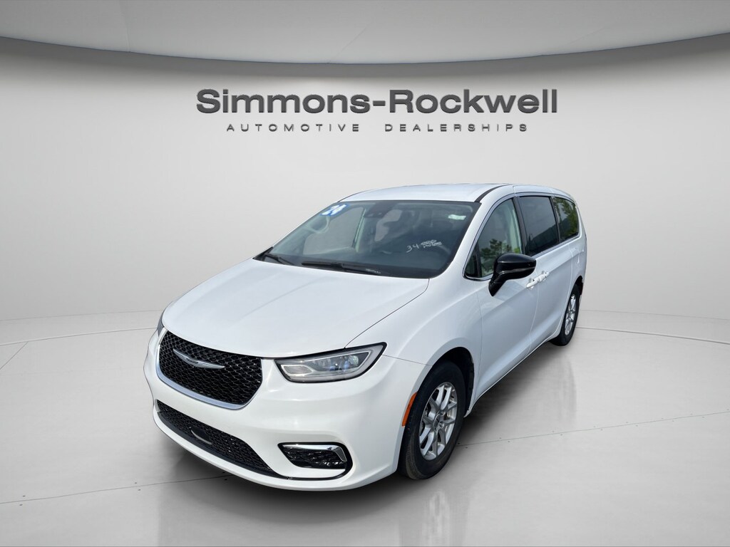 Used 2024 Chrysler Pacifica Touring L Van Passenger Van