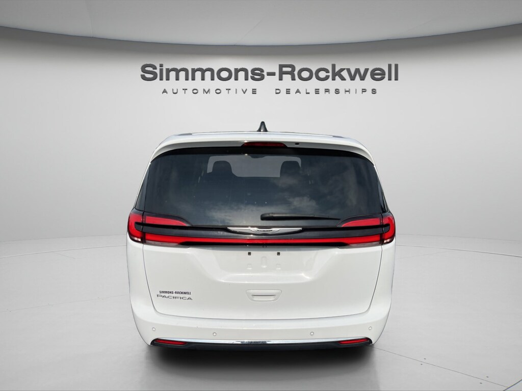 Used 2024 Chrysler Pacifica Touring L Van Passenger Van