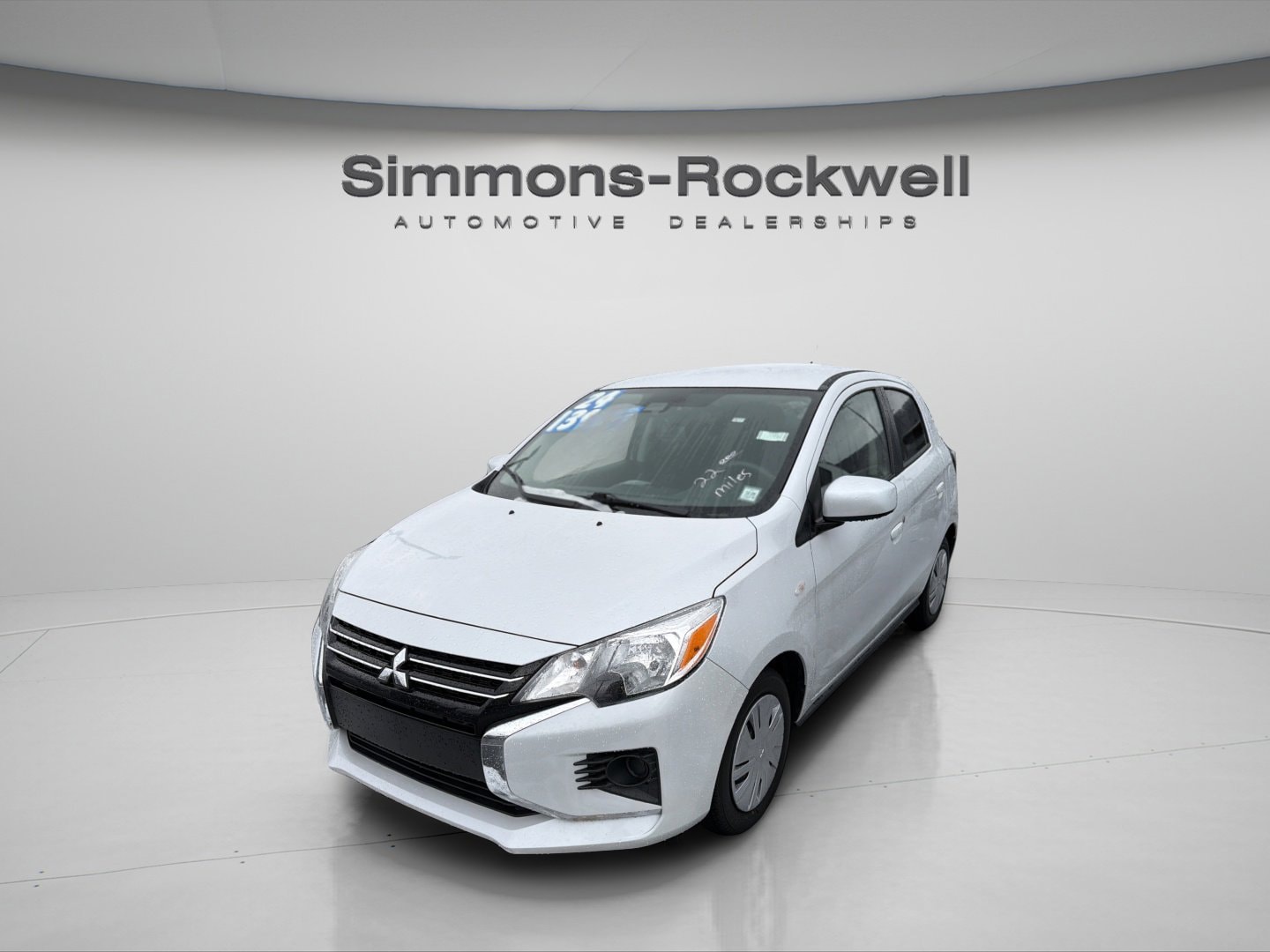 2024 Mitsubishi Mirage ES's photo