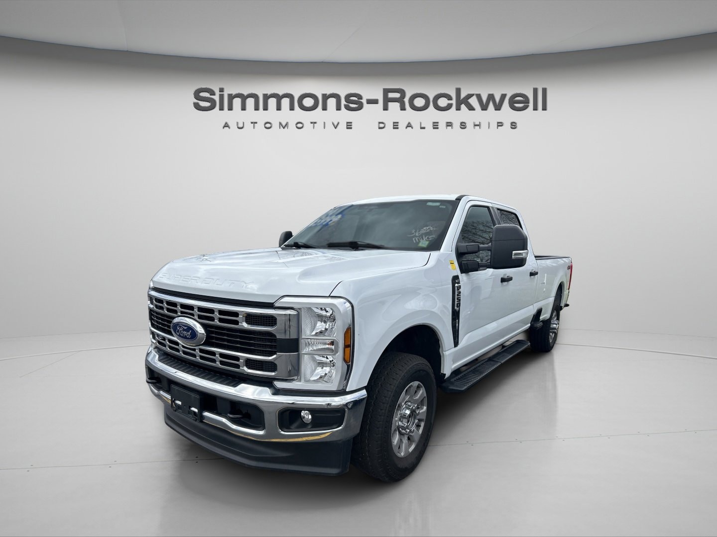 2024 Ford F-250 XLT 4x4 Crew Cab 176 in's photo