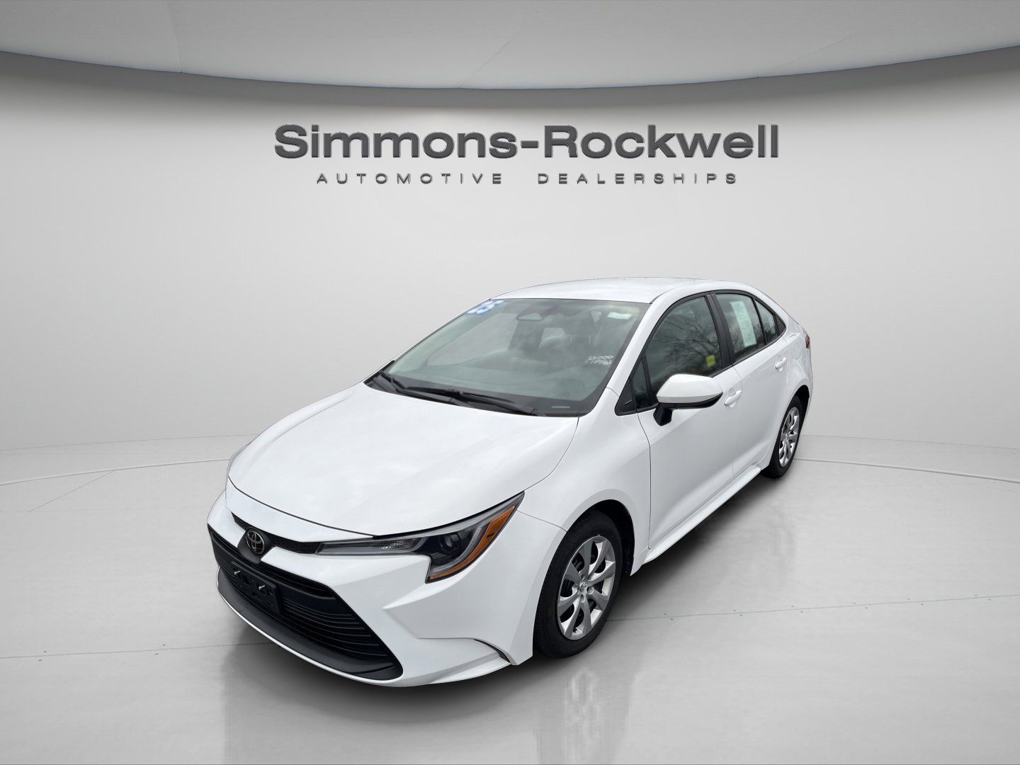 2025 Toyota Corolla LE's photo