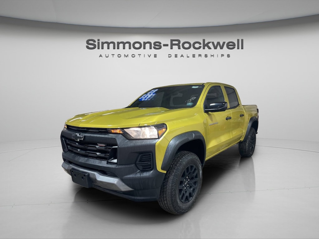 Used 2023 Chevrolet Colorado 4WD Trail Boss Truck Crew Cab