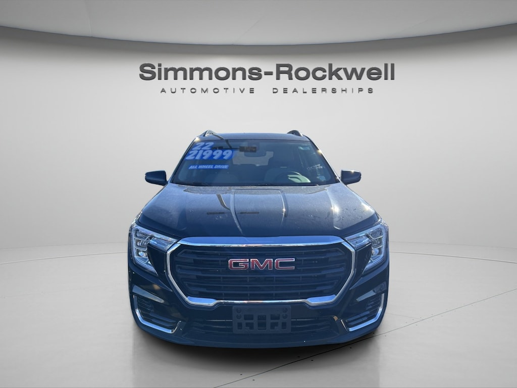 Used 2022 GMC Terrain SLE SUV