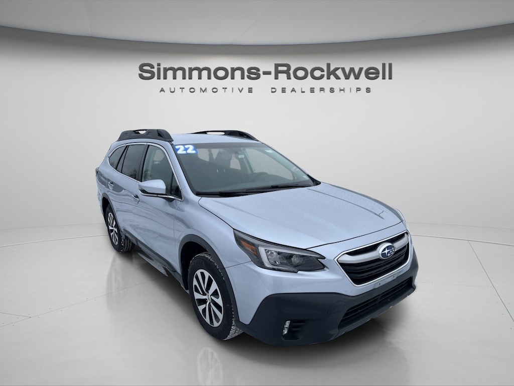 Used 2022 Subaru Outback Premium SUV