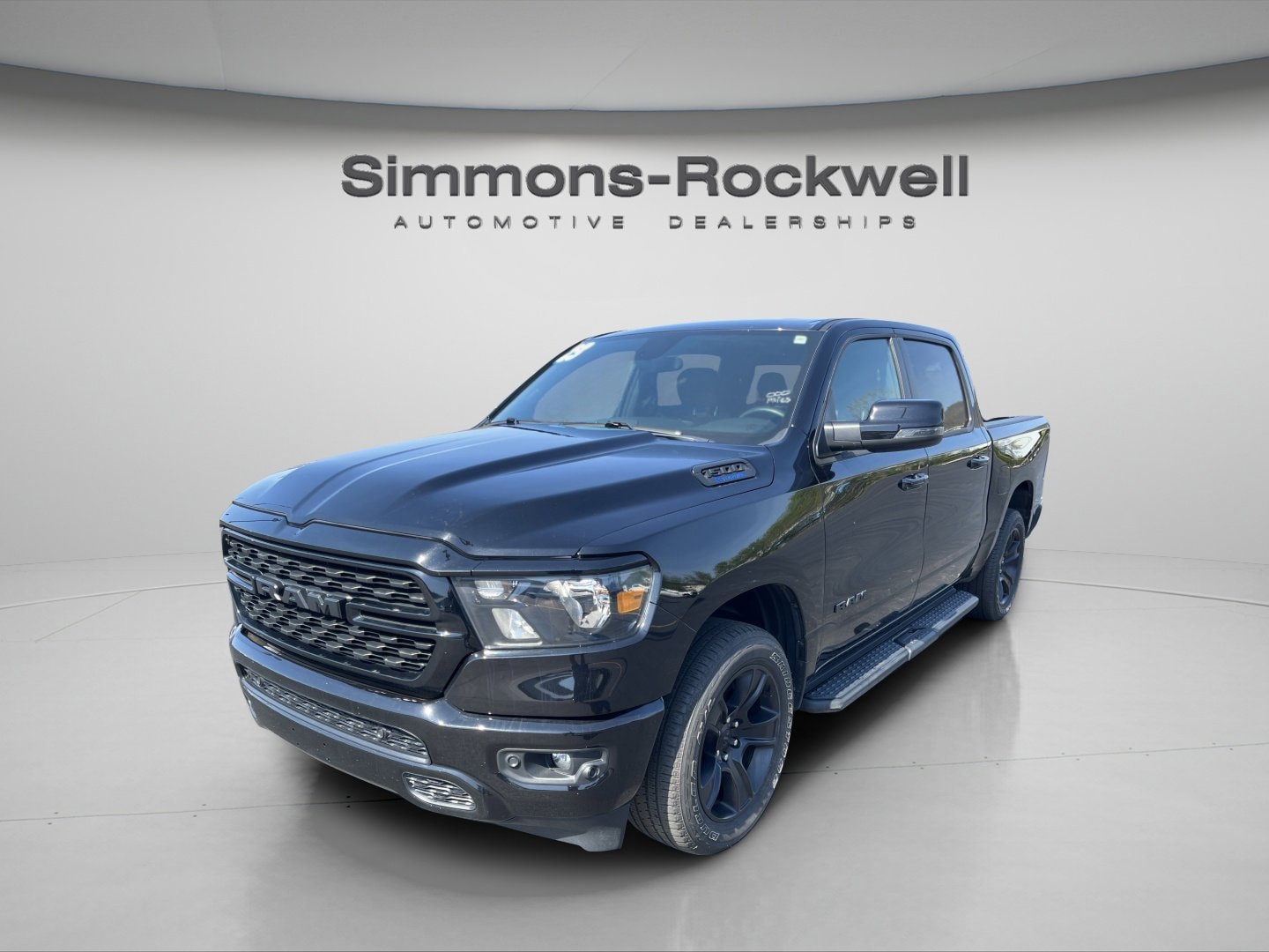 2023 RAM 1500 Big Horn/Lone Star 4x4 Crew Cab 5'7's photo