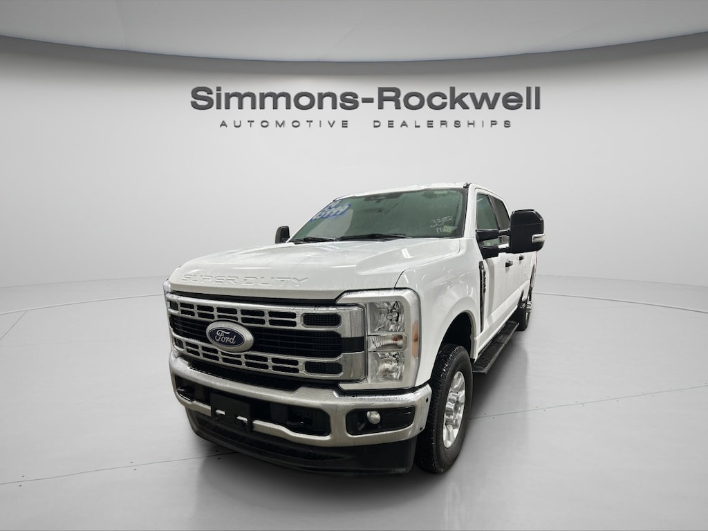 Used 2024 Ford F-250 XLT Truck Crew Cab