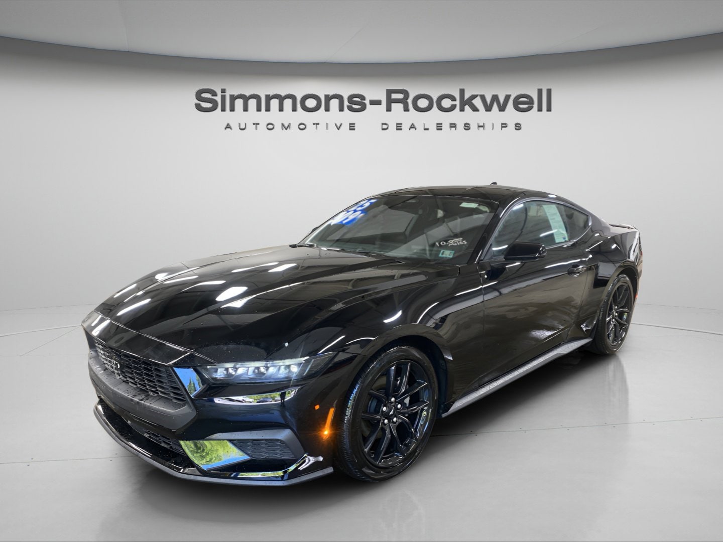 2025 Ford Mustang EcoBoost Fastback's photo
