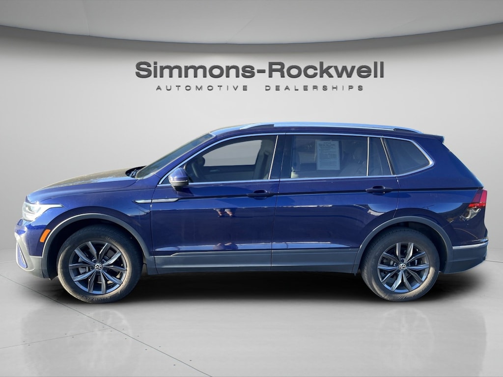 Used 2022 Volkswagen Tiguan SE SUV