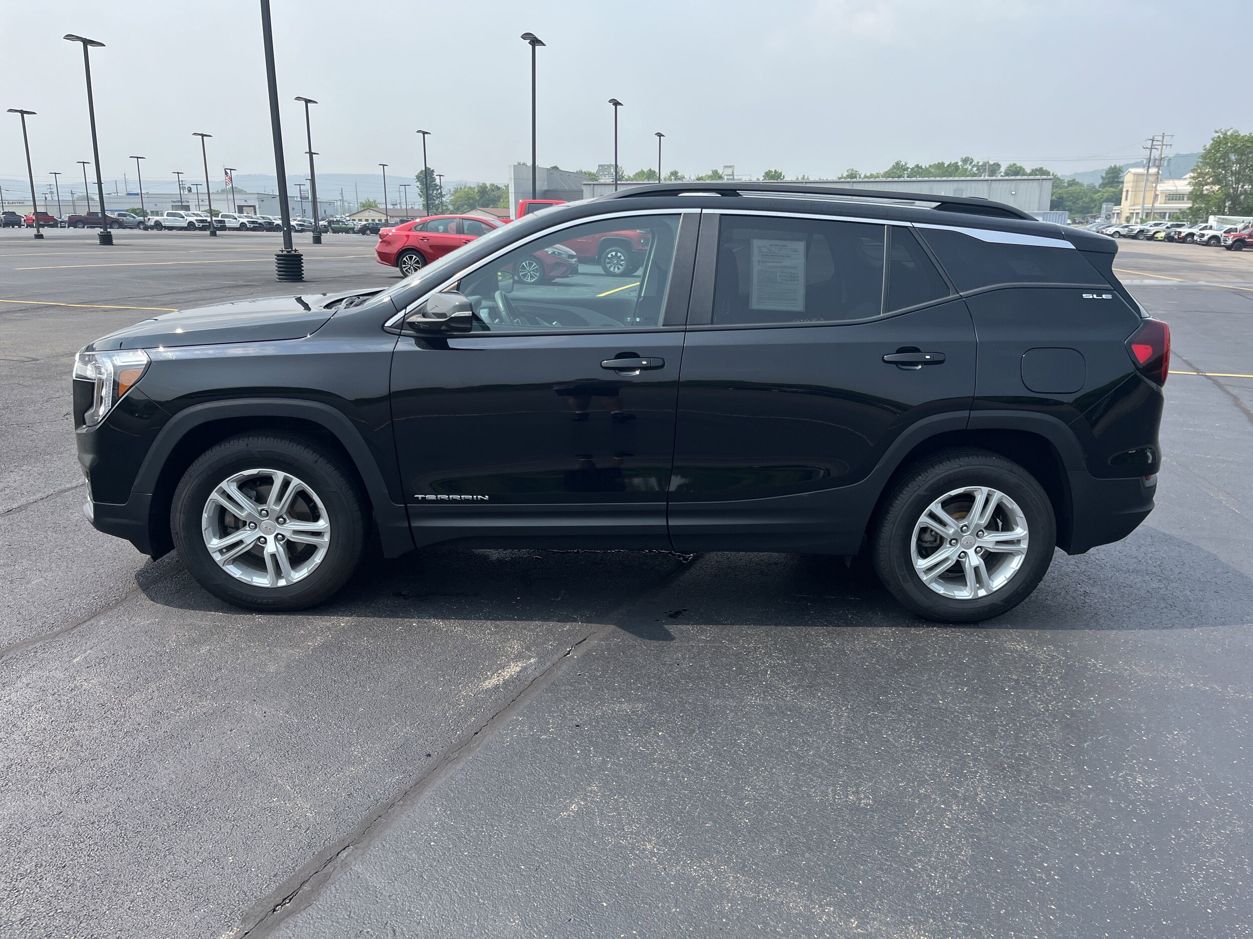 2022 Gmc Terrain SLE photo 4