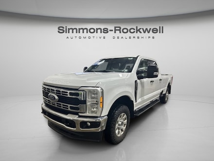 2023 Ford F-250 XLT Truck Crew Cab