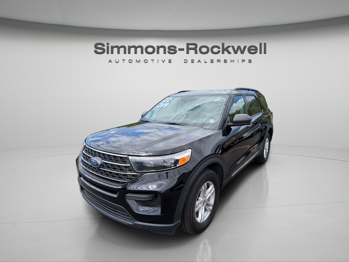 2022 Ford Explorer SUV 