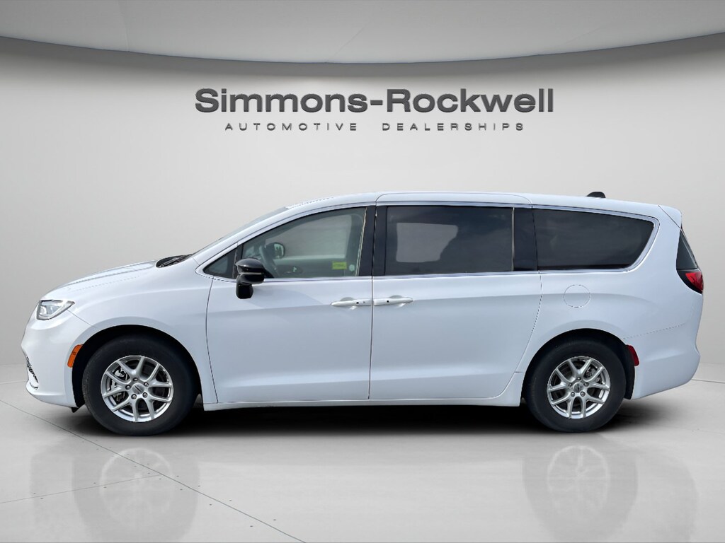 Used 2024 Chrysler Pacifica Touring L Van Passenger Van