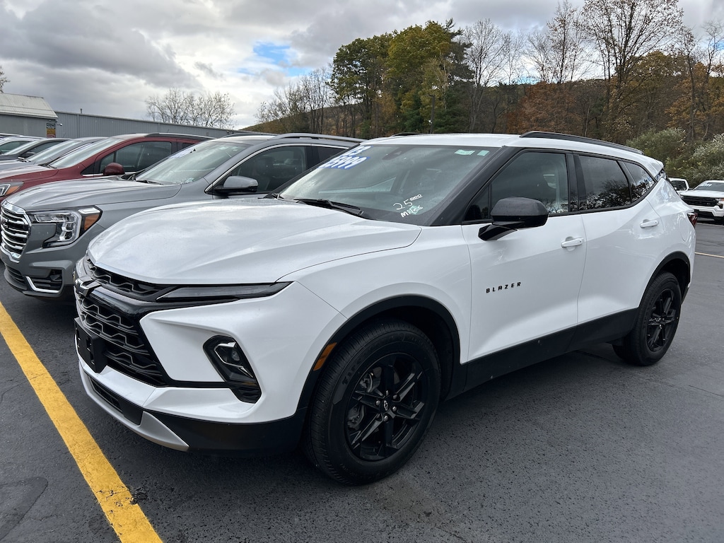 Used 2023 Chevrolet Blazer LT SUV