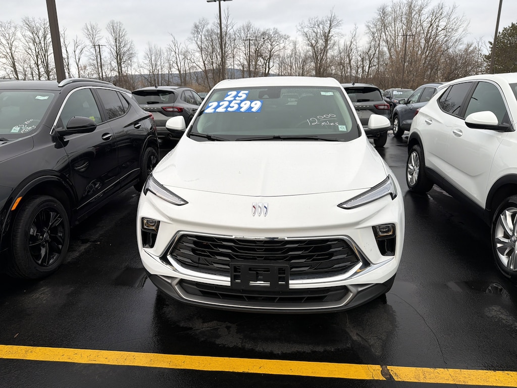 Used 2025 Buick Encore GX Preferred SUV