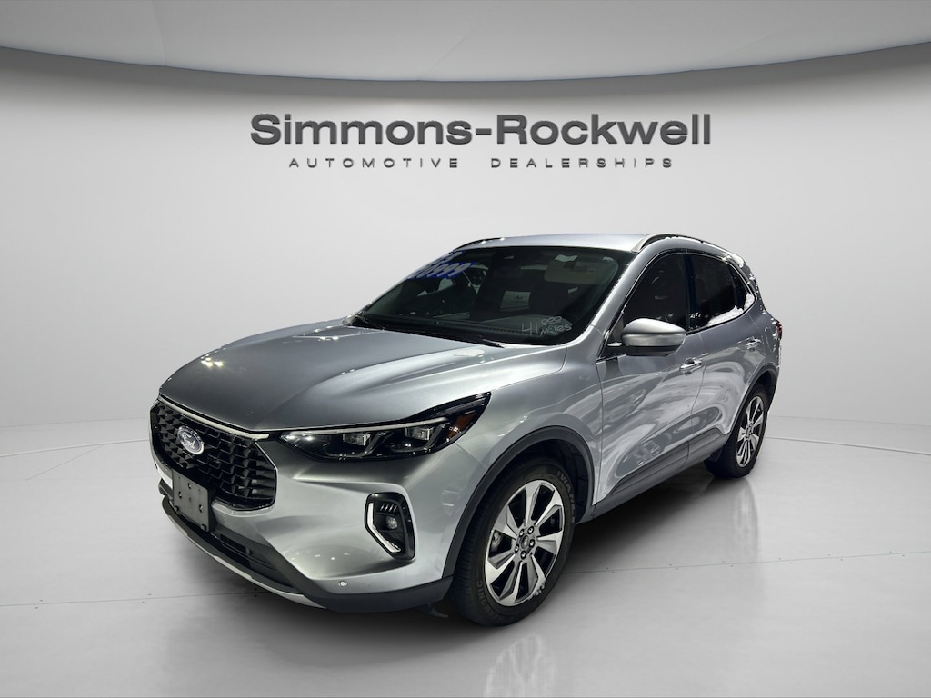 Used 2023 Ford Escape Platinum SUV