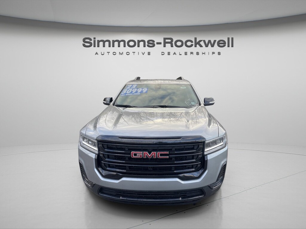 Used 2023 GMC Acadia SLE