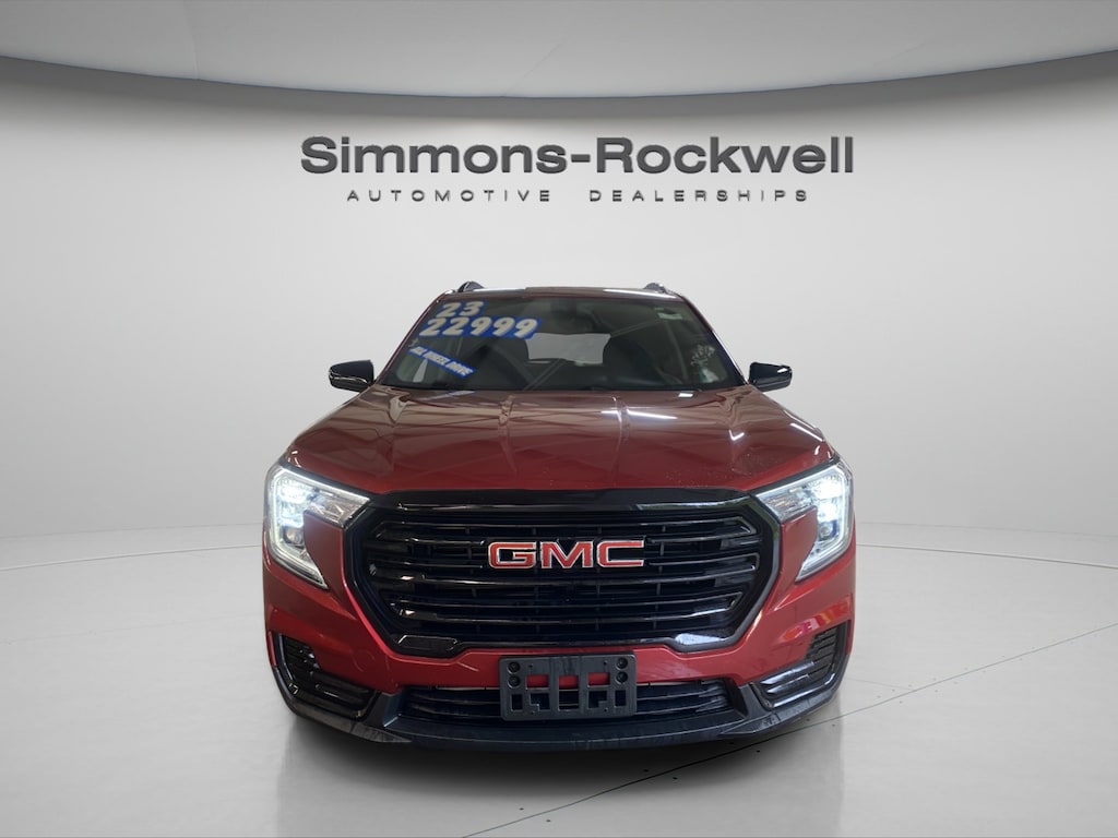 Used 2023 GMC Terrain SLE SUV