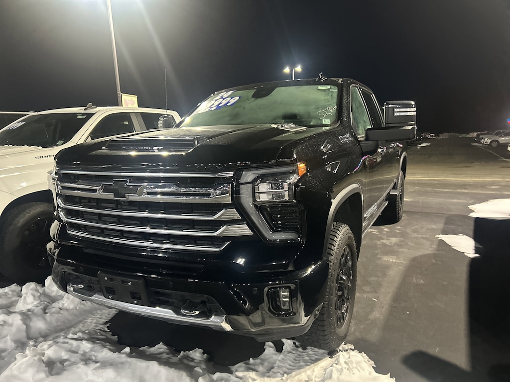 Used 2024 Chevrolet Silverado 2500 HD High Country Truck Crew Cab