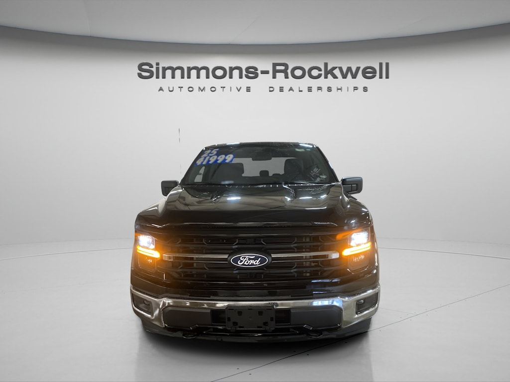 Used 2025 Ford F-150 XLT Truck SuperCrew Cab