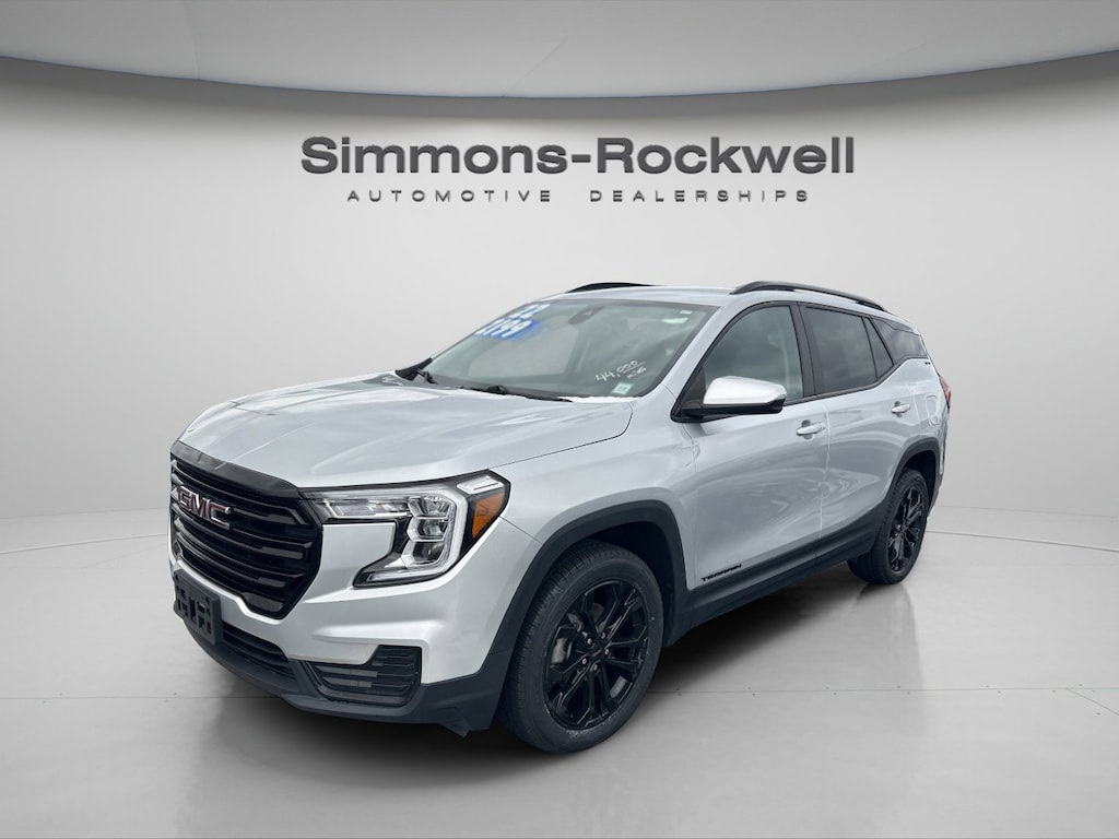 Used 2022 GMC Terrain SLE SUV