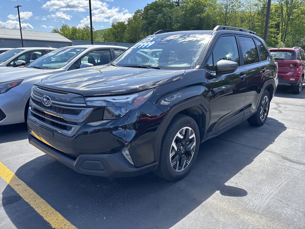 Used 2025 Subaru Forester Premium SUV