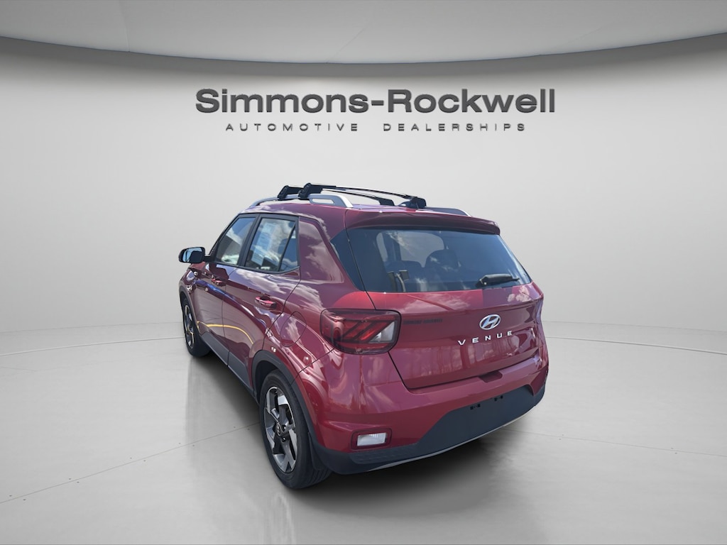 Used 2022 Hyundai Venue Limited SUV