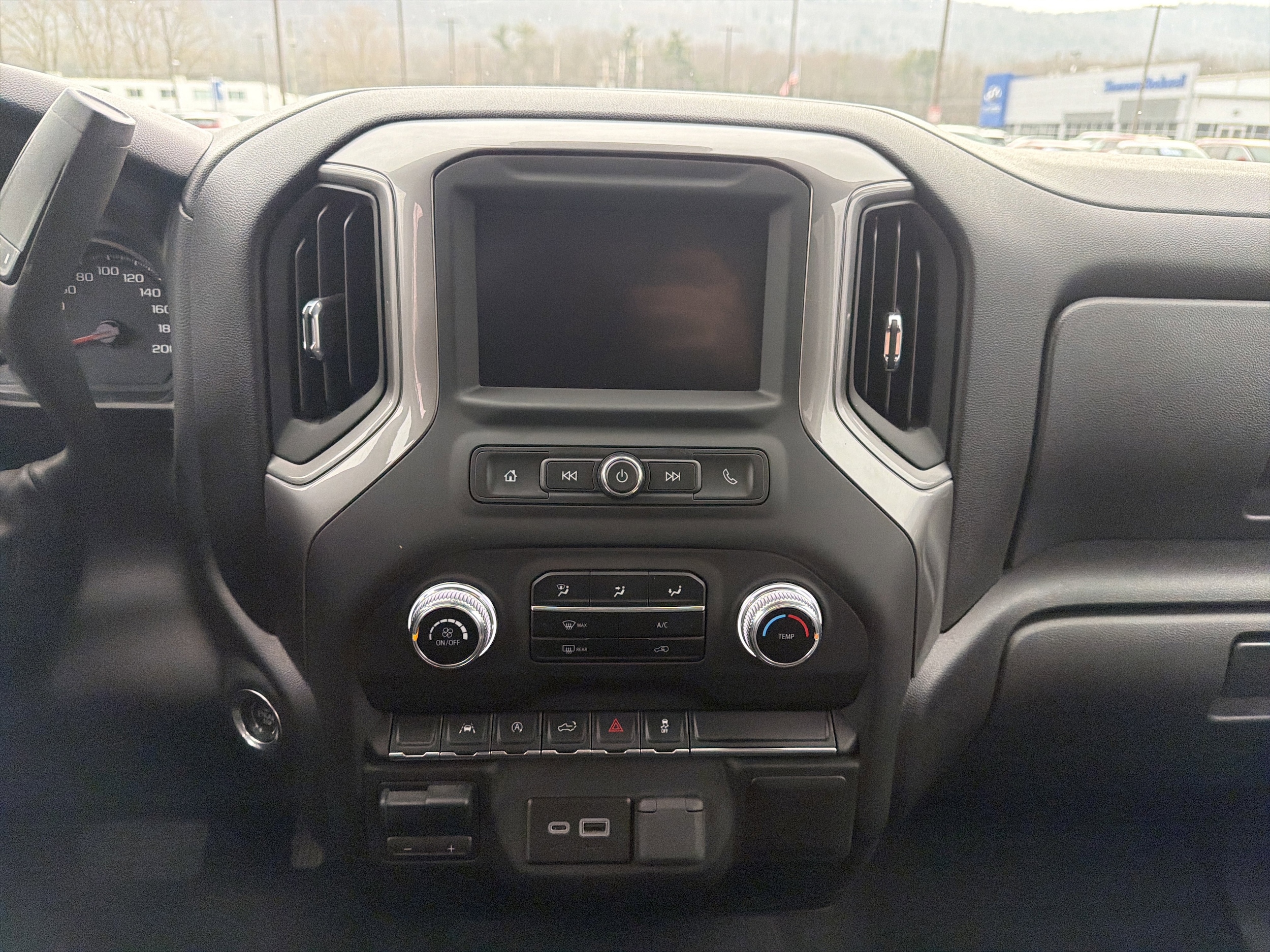 2023 GMC Sierra 1500 Pro's photo