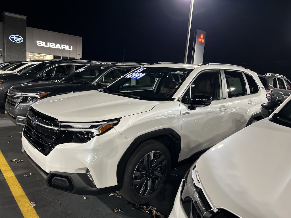 New 2025 Subaru Forester Hybrid Touring SUV