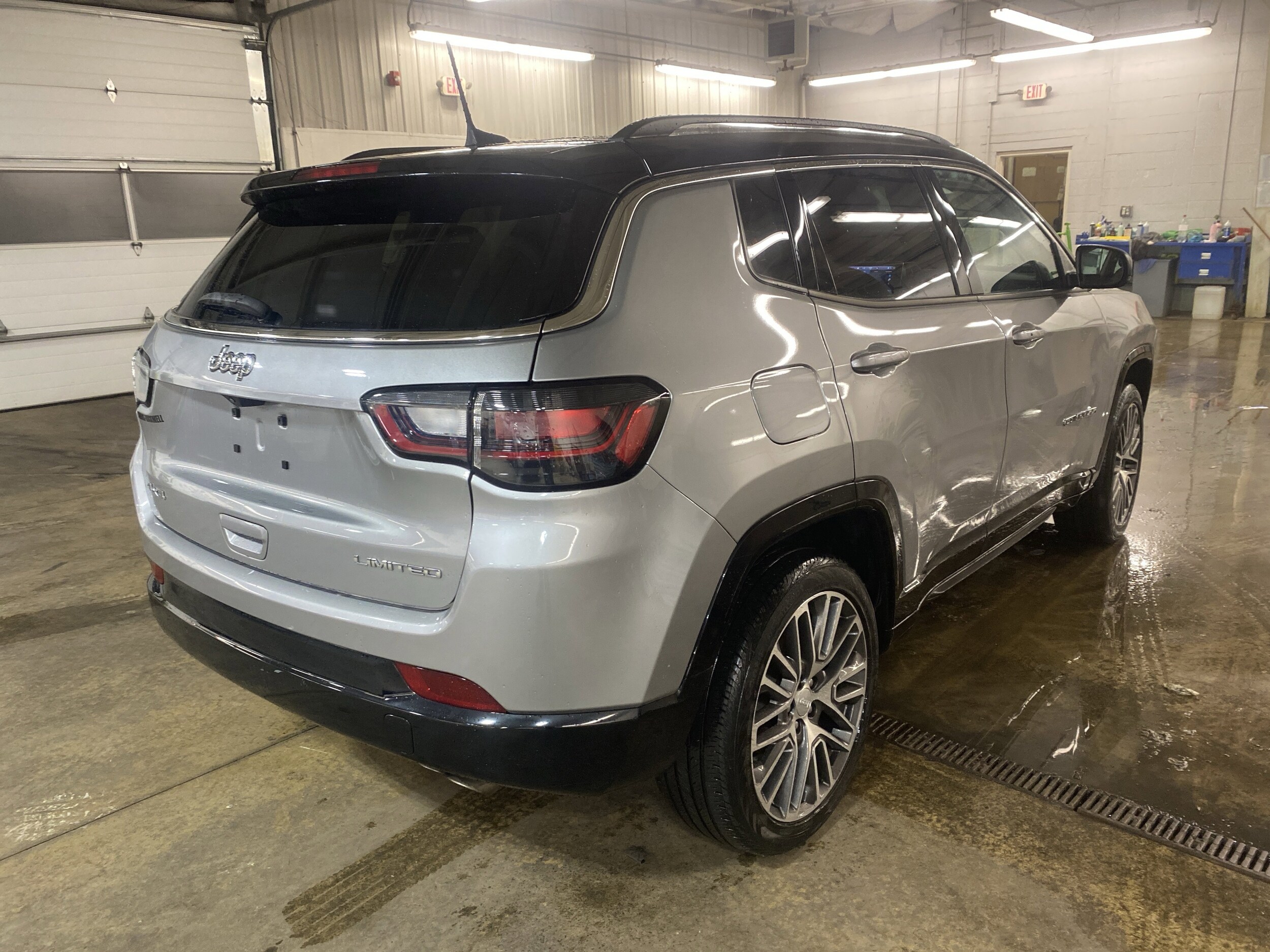 2022 Jeep Compass Limited photo 3