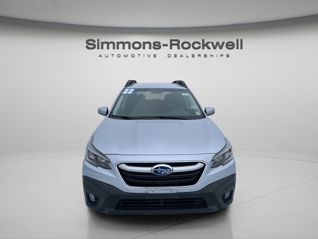 Used 2022 Subaru Outback Premium SUV