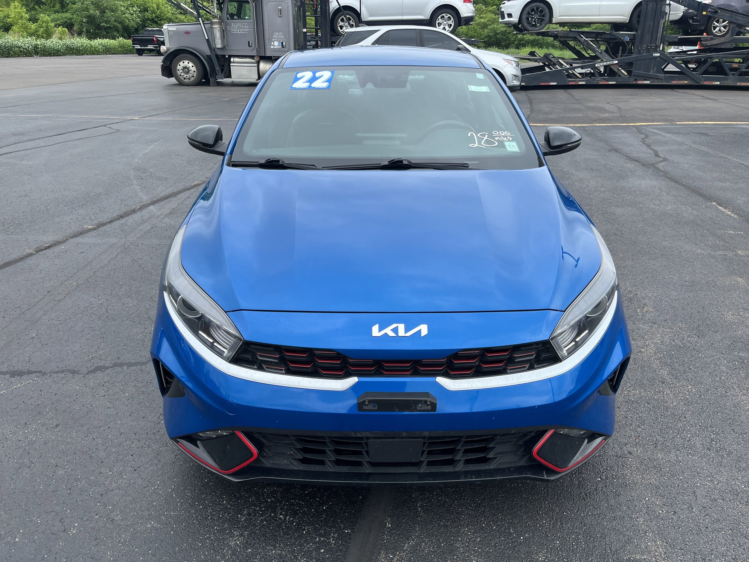 2022 Kia Forte GT-Line photo 2