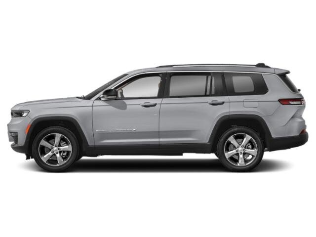 2022 Jeep Grand Cherokee Laredo photo 3