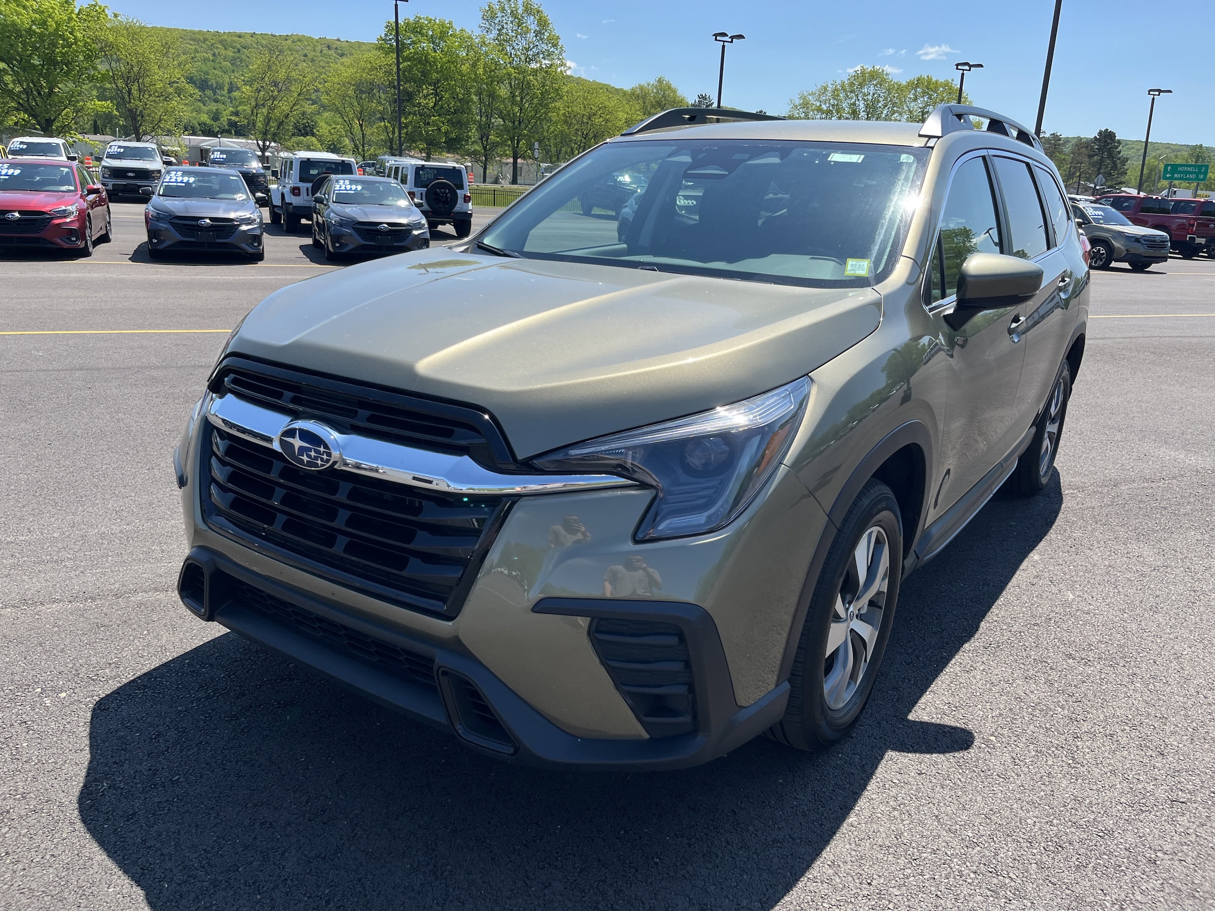 2025 Subaru Ascent's photo