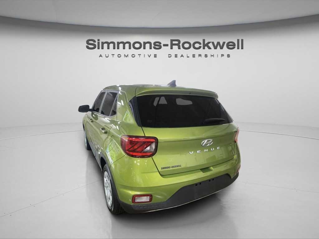 Used 2020 Hyundai Venue SE SUV