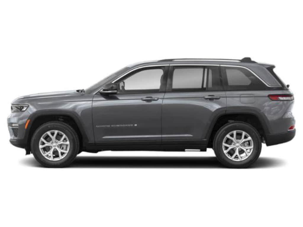 Used 2022 Jeep Grand Cherokee Laredo SUV