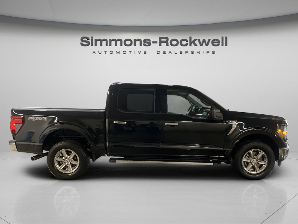 Used 2025 Ford F-150 XLT Truck SuperCrew Cab