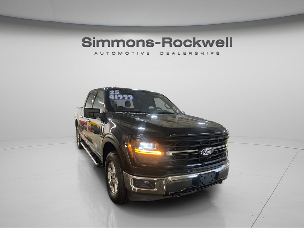 Used 2025 Ford F-150 XLT Truck SuperCrew Cab