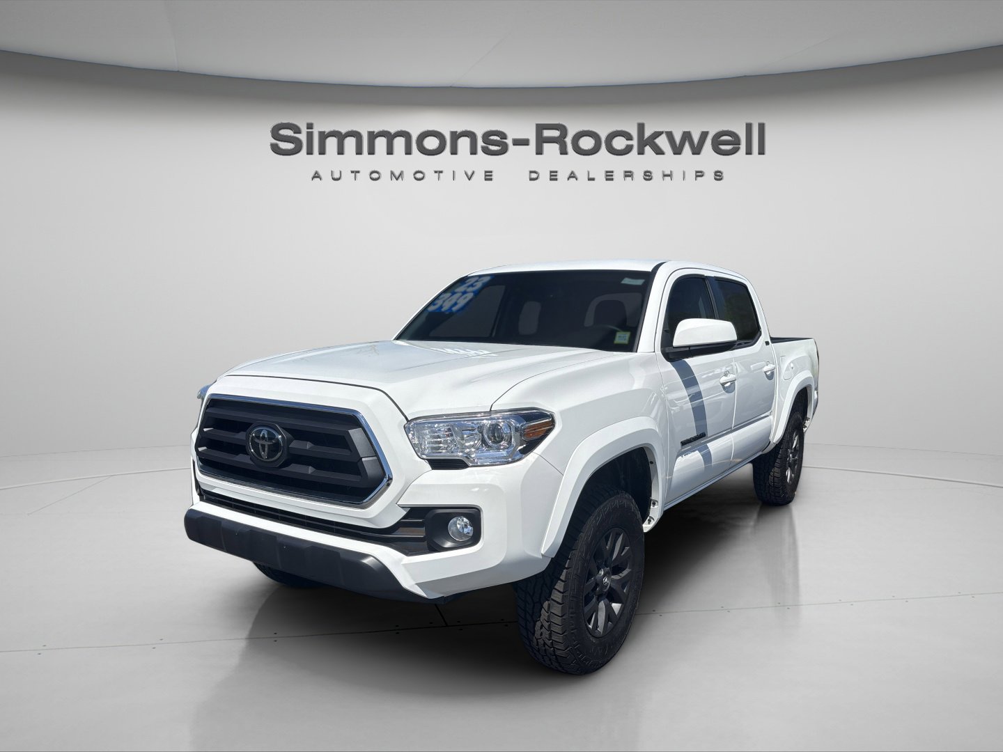 2023 Toyota Tacoma SR5 Double Cab 4WD V6 Auto Short Bed's photo