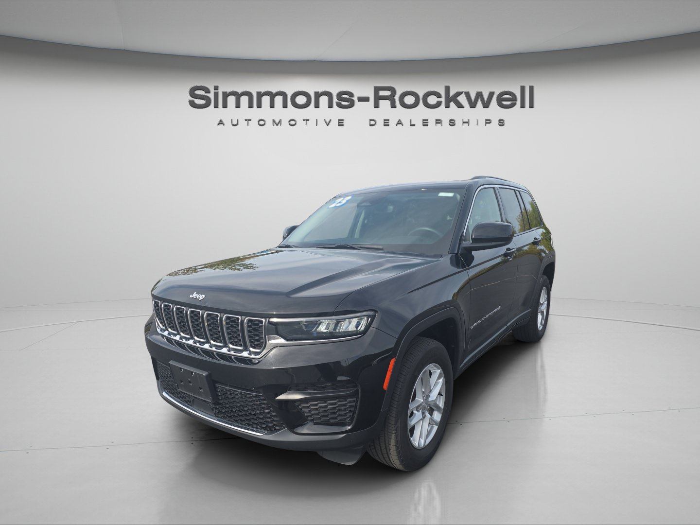 2023 Jeep Grand Cherokee Laredo