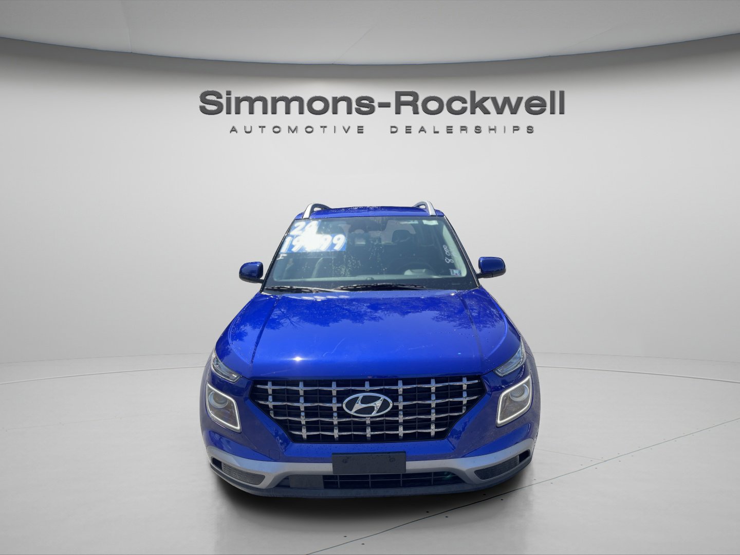 2024 Hyundai Venue Limited photo 2