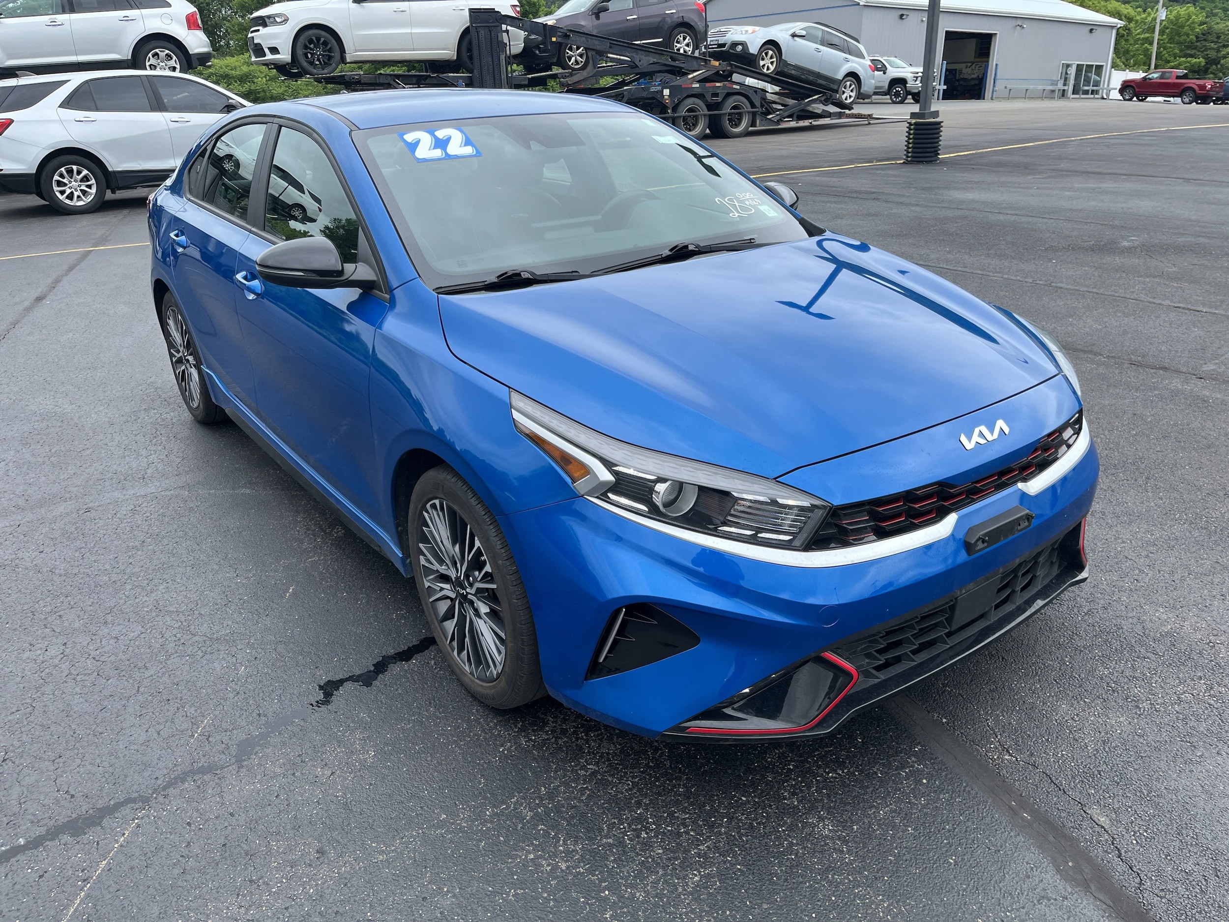 2022 Kia Forte GT-Line photo 3