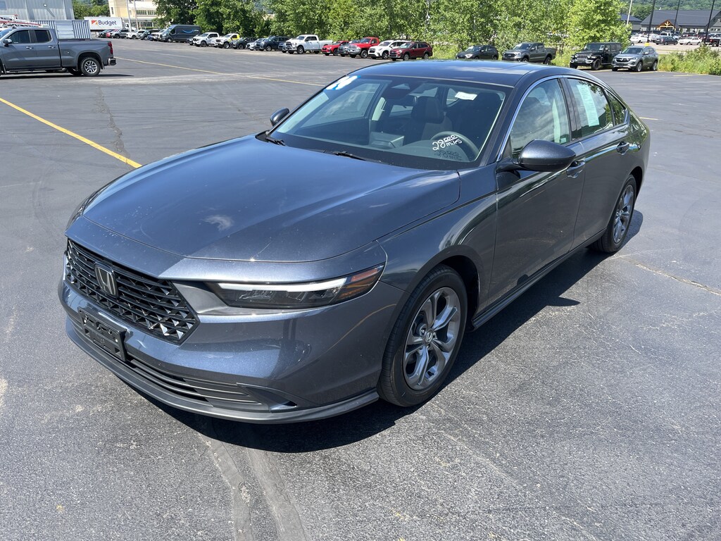 Used 2024 Honda Accord EX Sedan